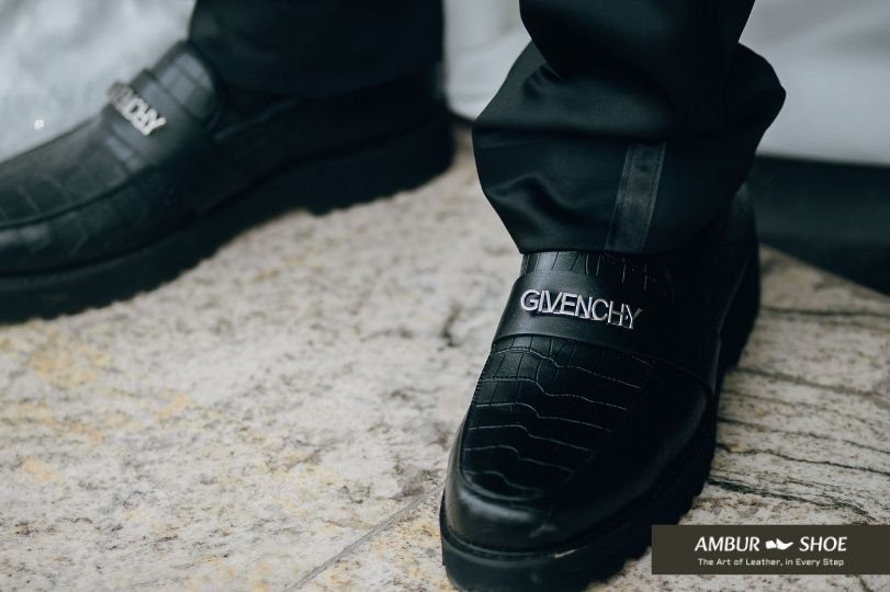 Leather shoes style and luxury appeal